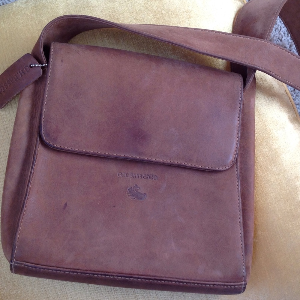 Bass Brown Leather Crossbody Shoulder Bag